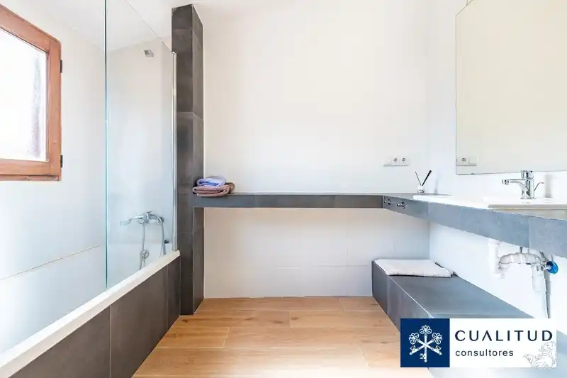 Bathroom of Land for sale in Torralba del Pinar