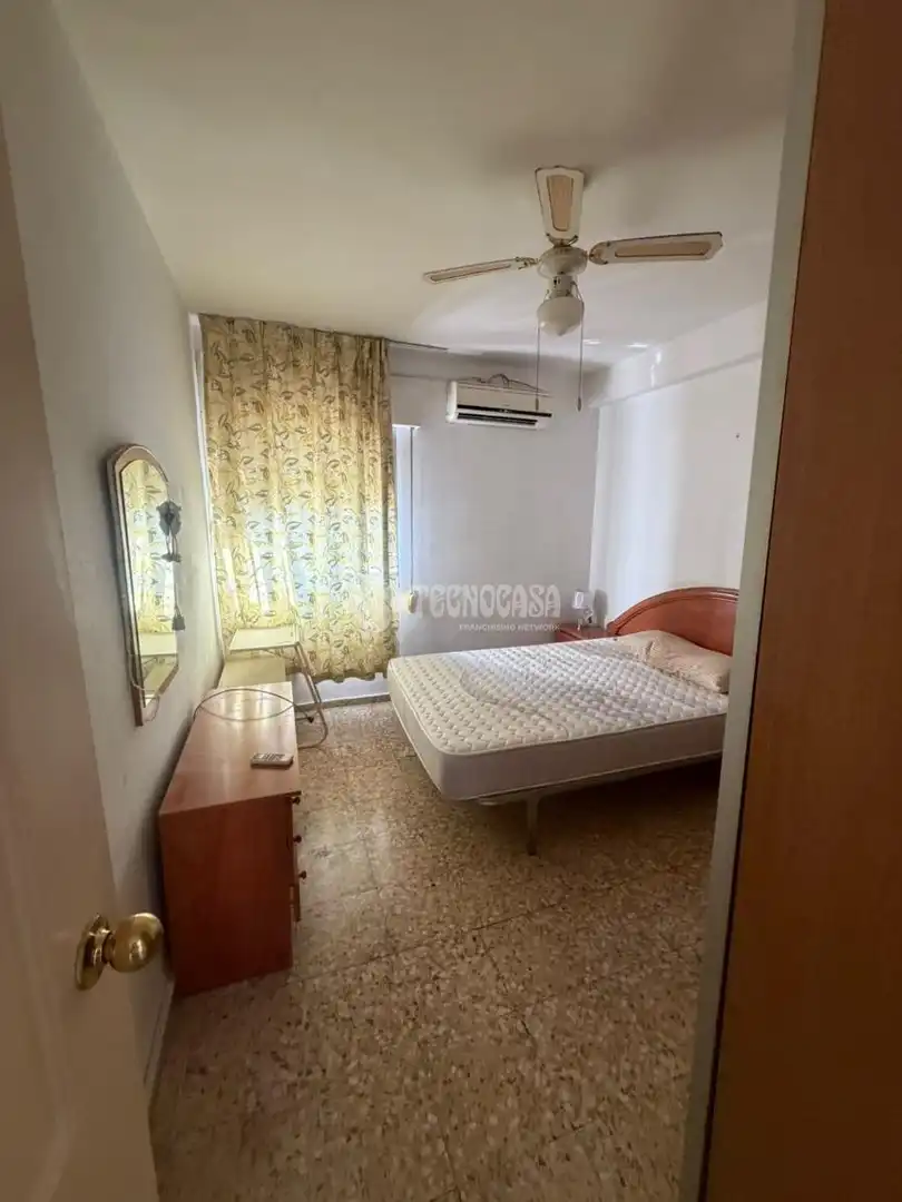 Flat for sale in Macarena, imagen 2