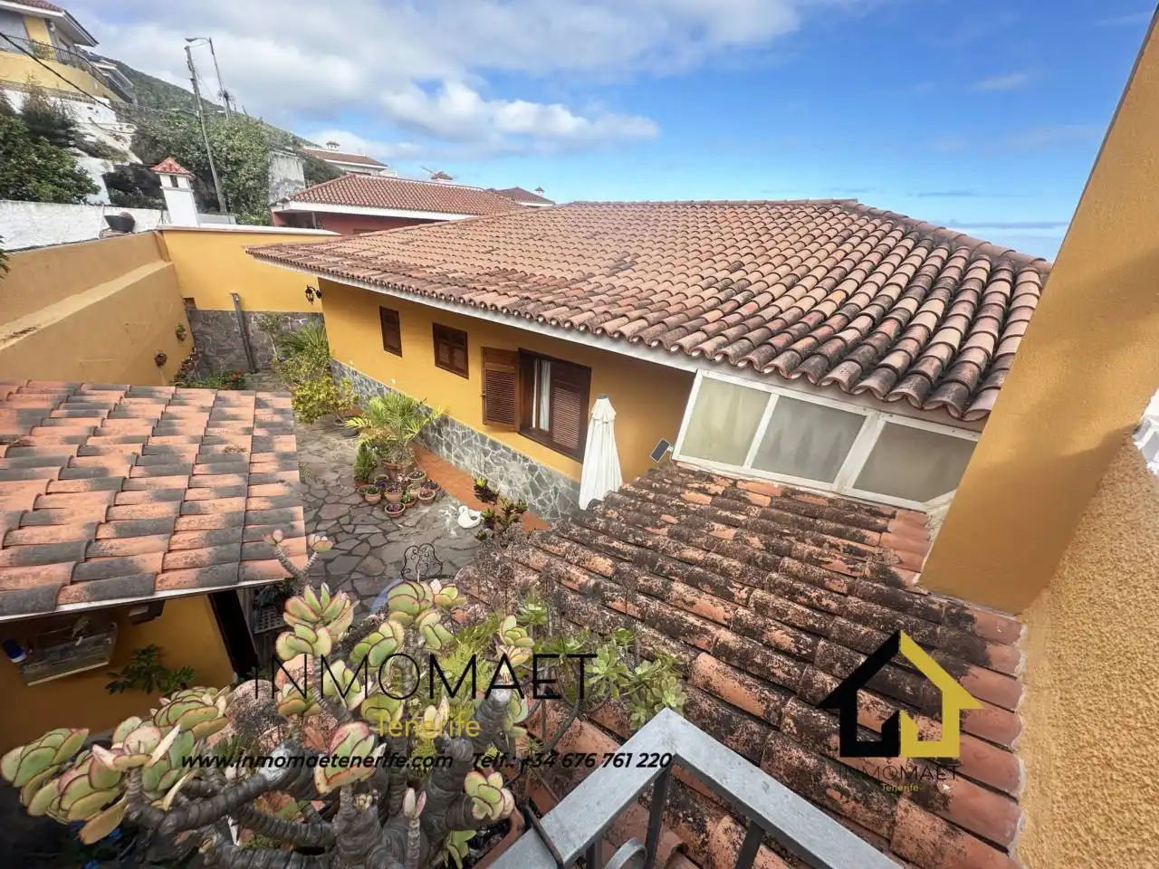 Vista exterior de Casa o chalet en venta en Icod de los Vinos con Aire acondicionado, Calefacción y Jardín privado