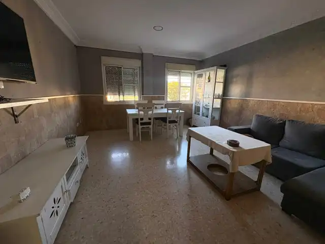 Dining room of Flat for sale in Algeciras  with Storage room, Oven and Washing machine