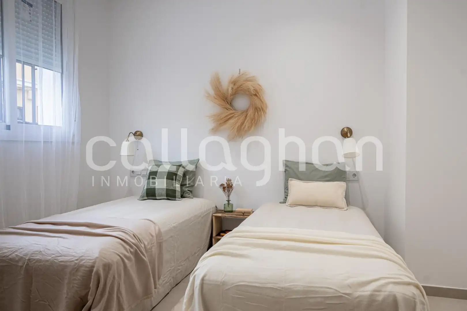 Schlafzimmer von Erdgeschoss zum Verkauf in Valencia mit Terrasse