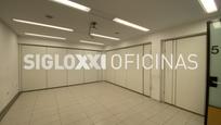 Office for sale in  Barcelona Capital  with Air Conditioner, Heating and Storage room