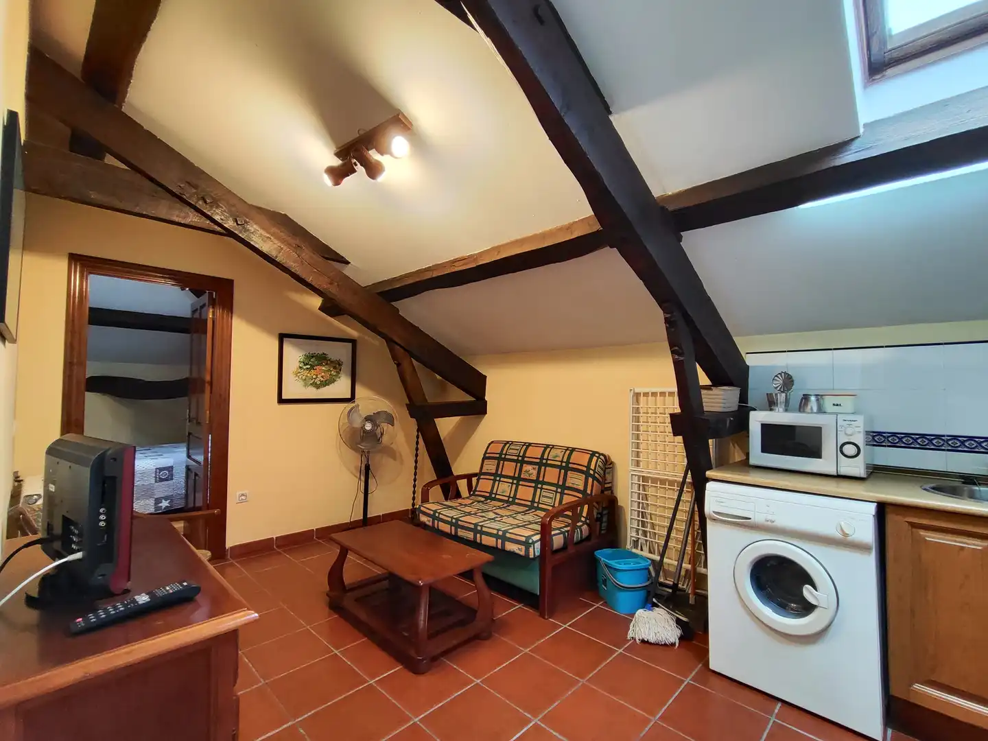 Dachboden zur Miete in Lugar Posada, 104, Posada - Barro
