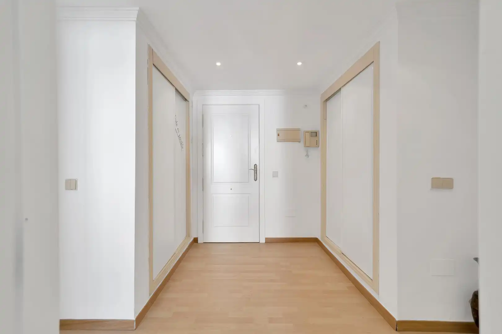 Apartamento en venta en Marbella con Aire acondicionado, Calefacción y Jardín privado