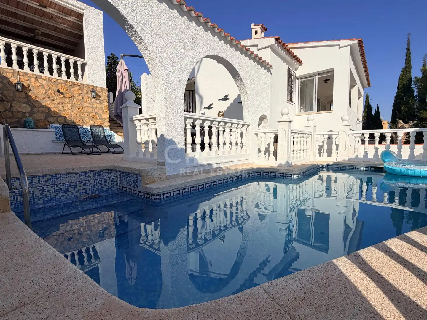 Piscina de Casa o xalet en venda en La Nucia