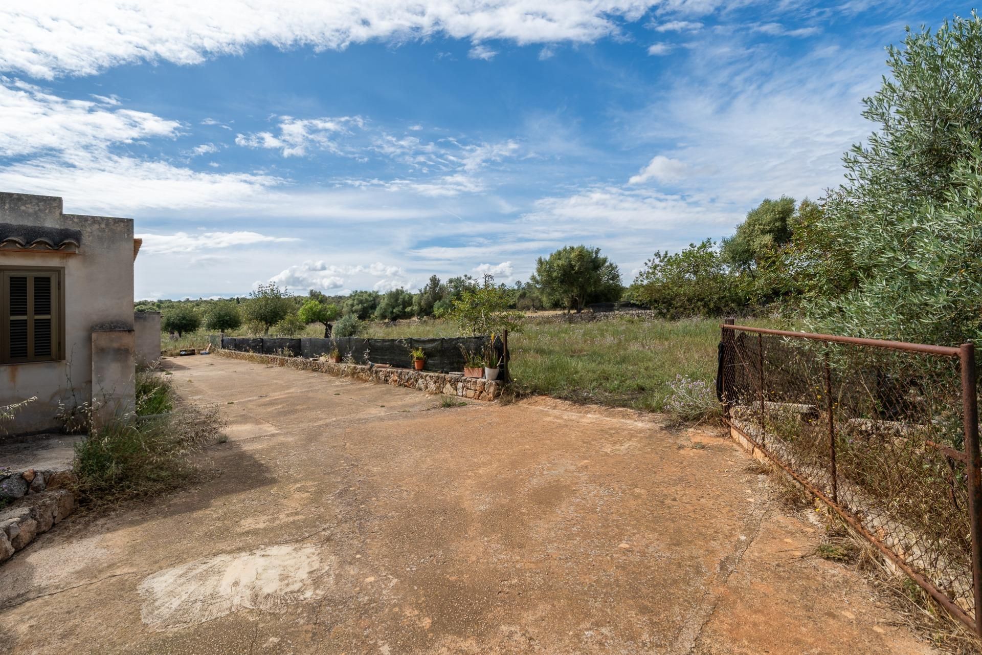 Finca rústica en venda en Llubí amb Terrassa