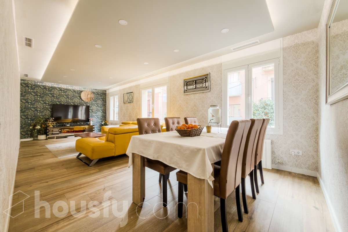 Menjador de Pis en venda en  Barcelona Capital amb Aire condicionat