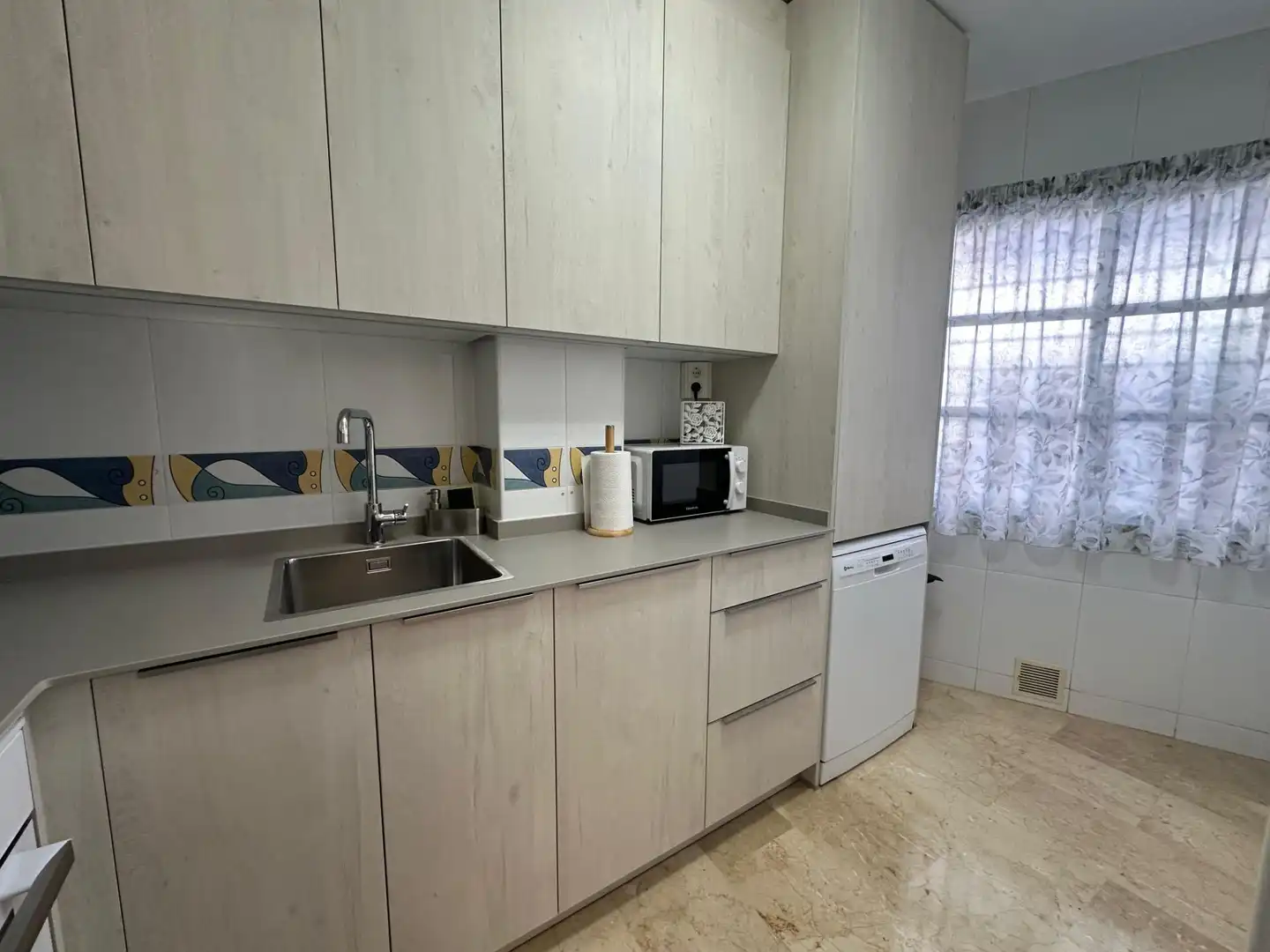 Flat with lift to rent in Calle GOMEZ CORTINA, imagen 6