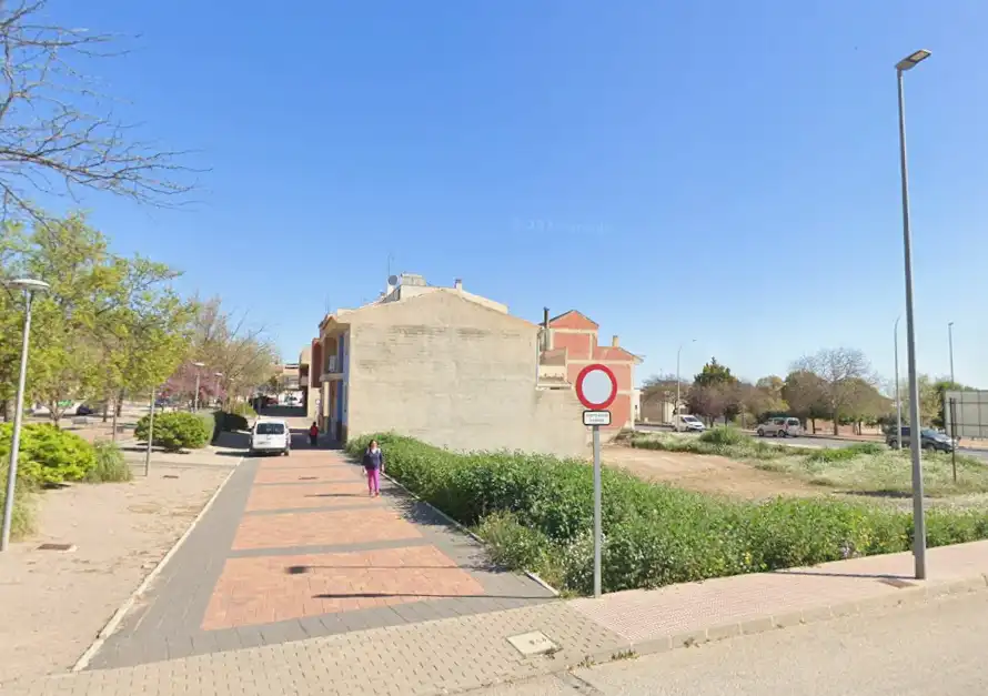 Residential land for sale in Calle Portugales