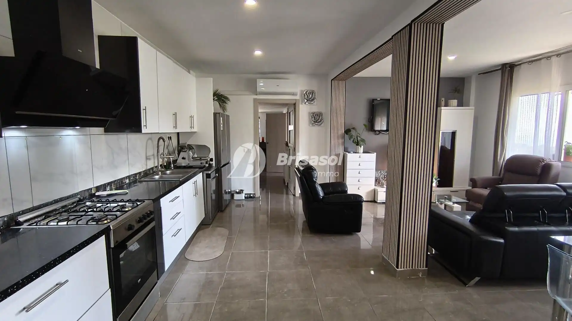 Cuina de Casa o xalet en venda en Almoster amb Aire condicionat, Jardí privat i Terrassa