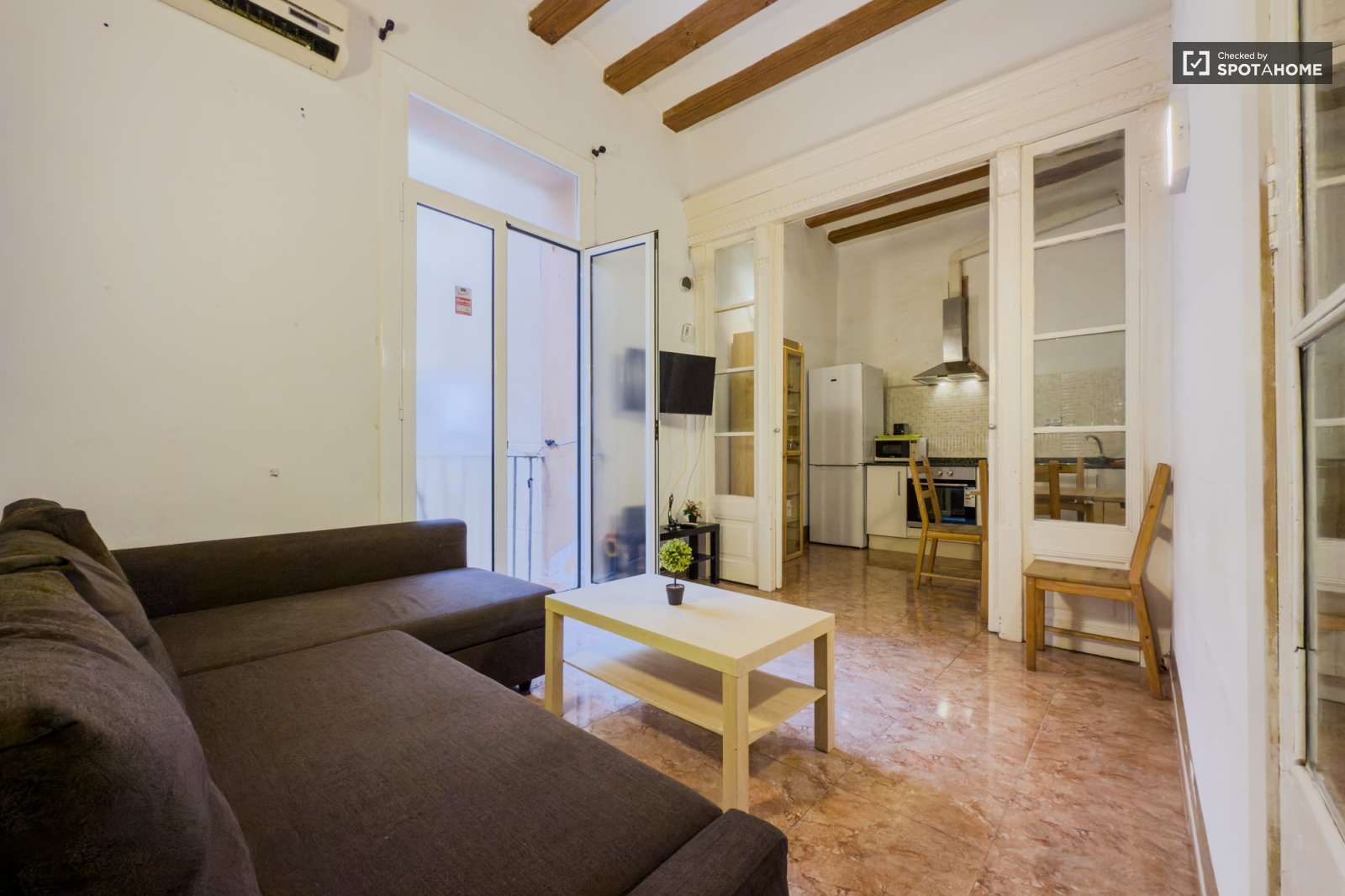 Apartment to share in Sant Pere, Sta. Caterina i la Ribera