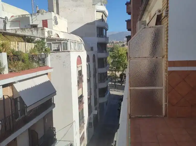 Vista exterior de Ático de alquiler en  Granada Capital con Aire acondicionado y Balcón