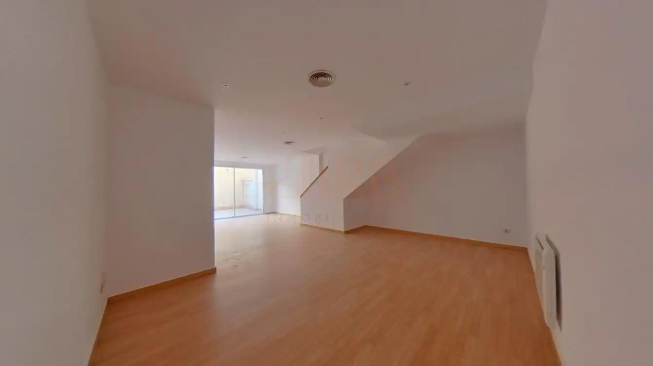 Dúplex en venda a Avenida JOAN CARLES I, 54, Diagonal - Colomeres