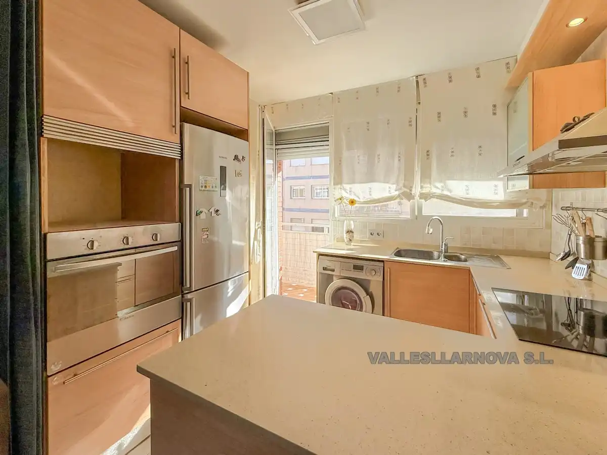 Küche von Wohnung zur Miete in Mollet del Vallès mit Klimaanlage, Heizung und Möbliert