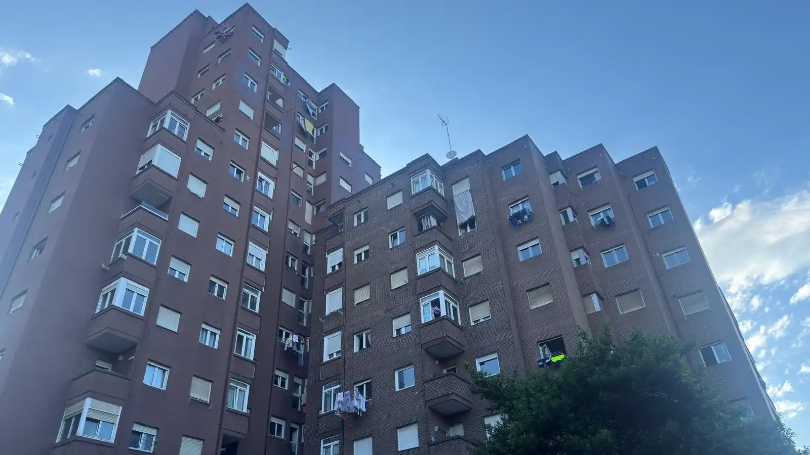 Außenansicht von Wohnung zur Miete in Santander mit Heizung, Parkett und Abstellraum