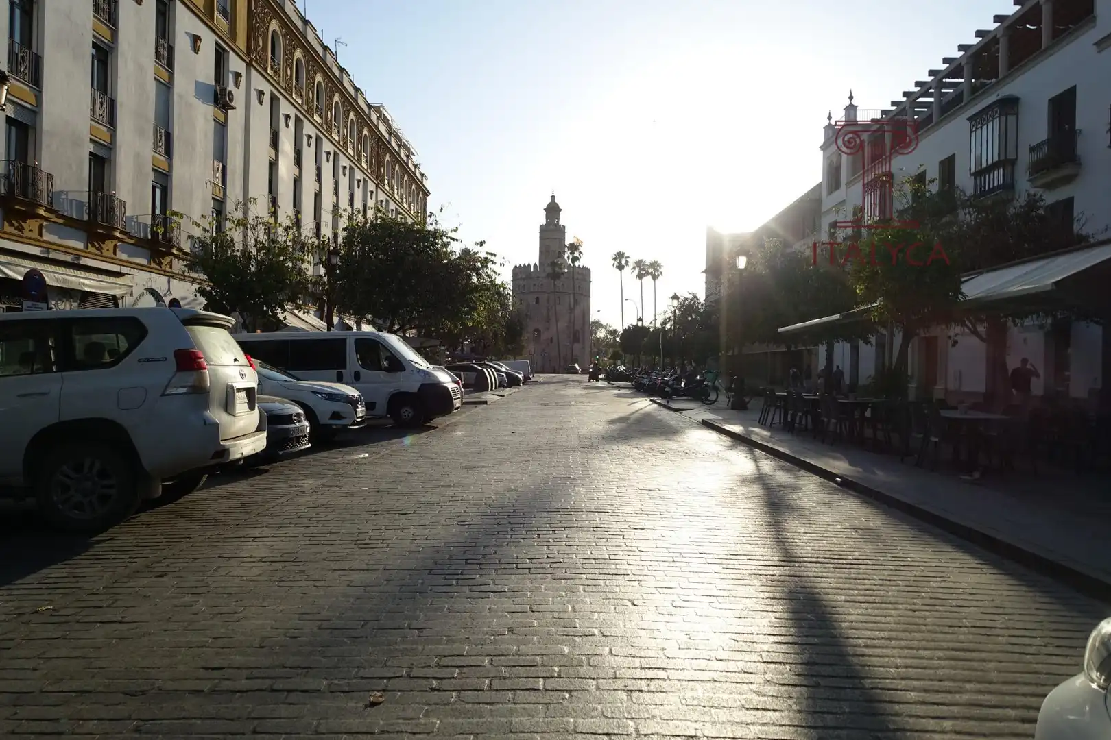 Vista exterior de Àtic de lloguer en Sevilla amb Terrassa