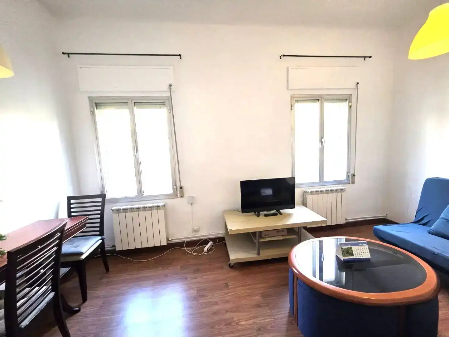 Sala d'estar de Pis en venda en  Madrid Capital