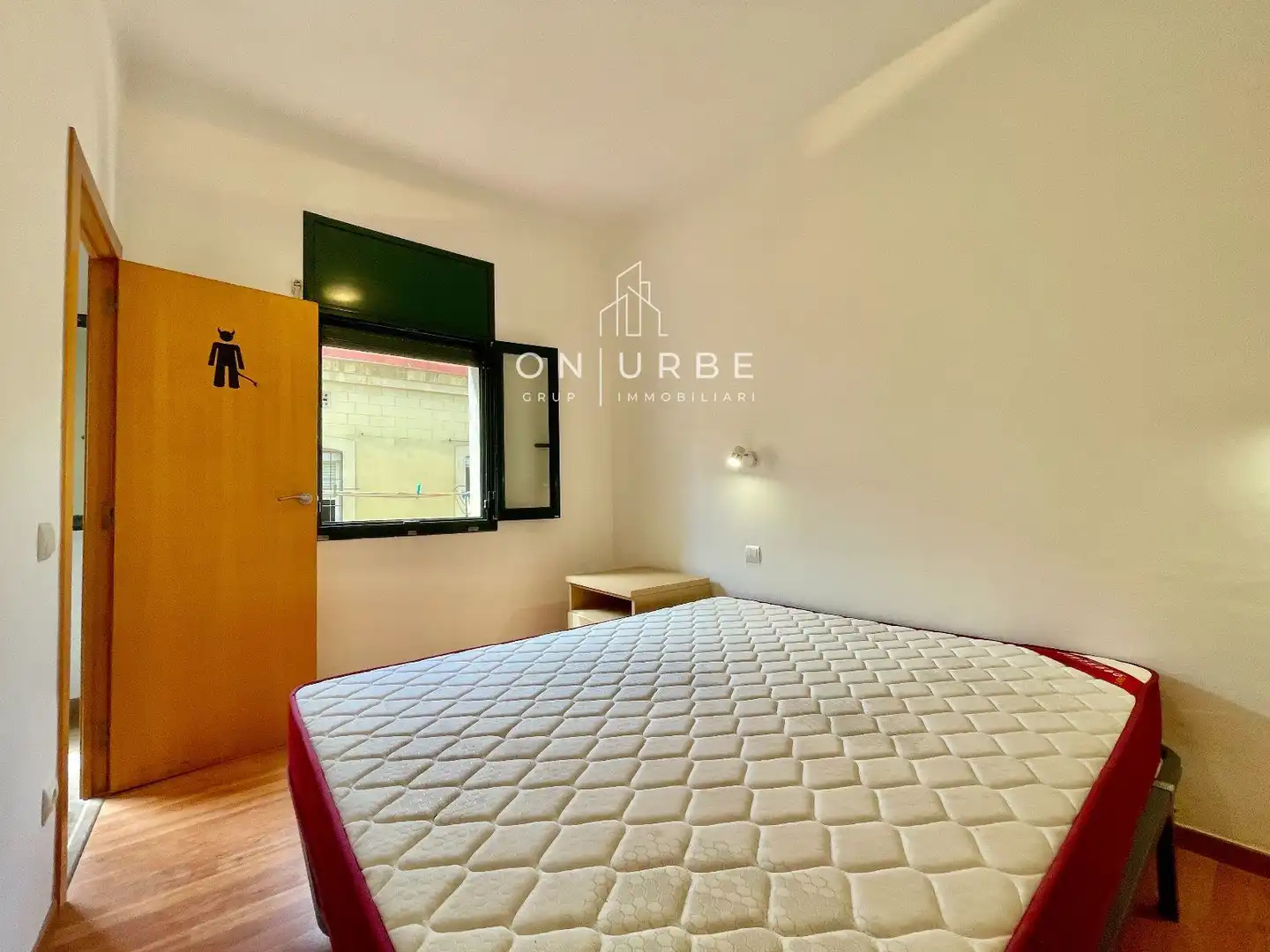 Habitación de Piso en venta en Barcelona con Aire acondicionado, Calefacción y Parquet