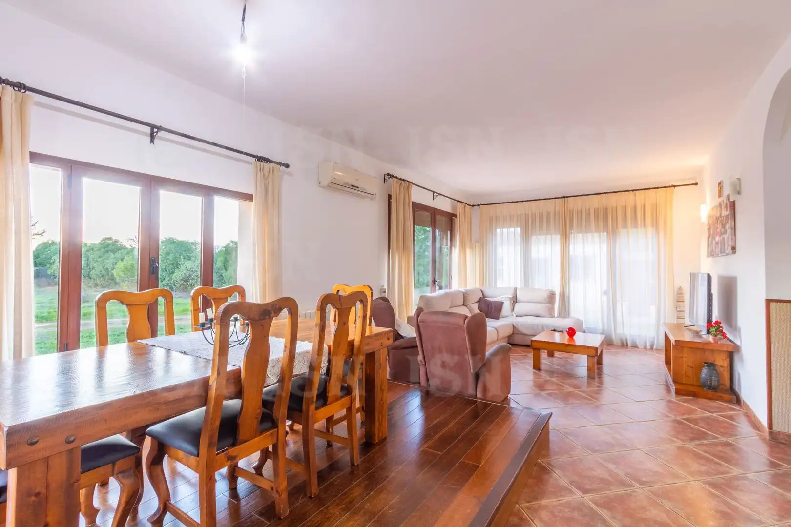 Comedor de Casa o chalet en venta en Santa Eugènia con Aire acondicionado, Calefacción y Terraza