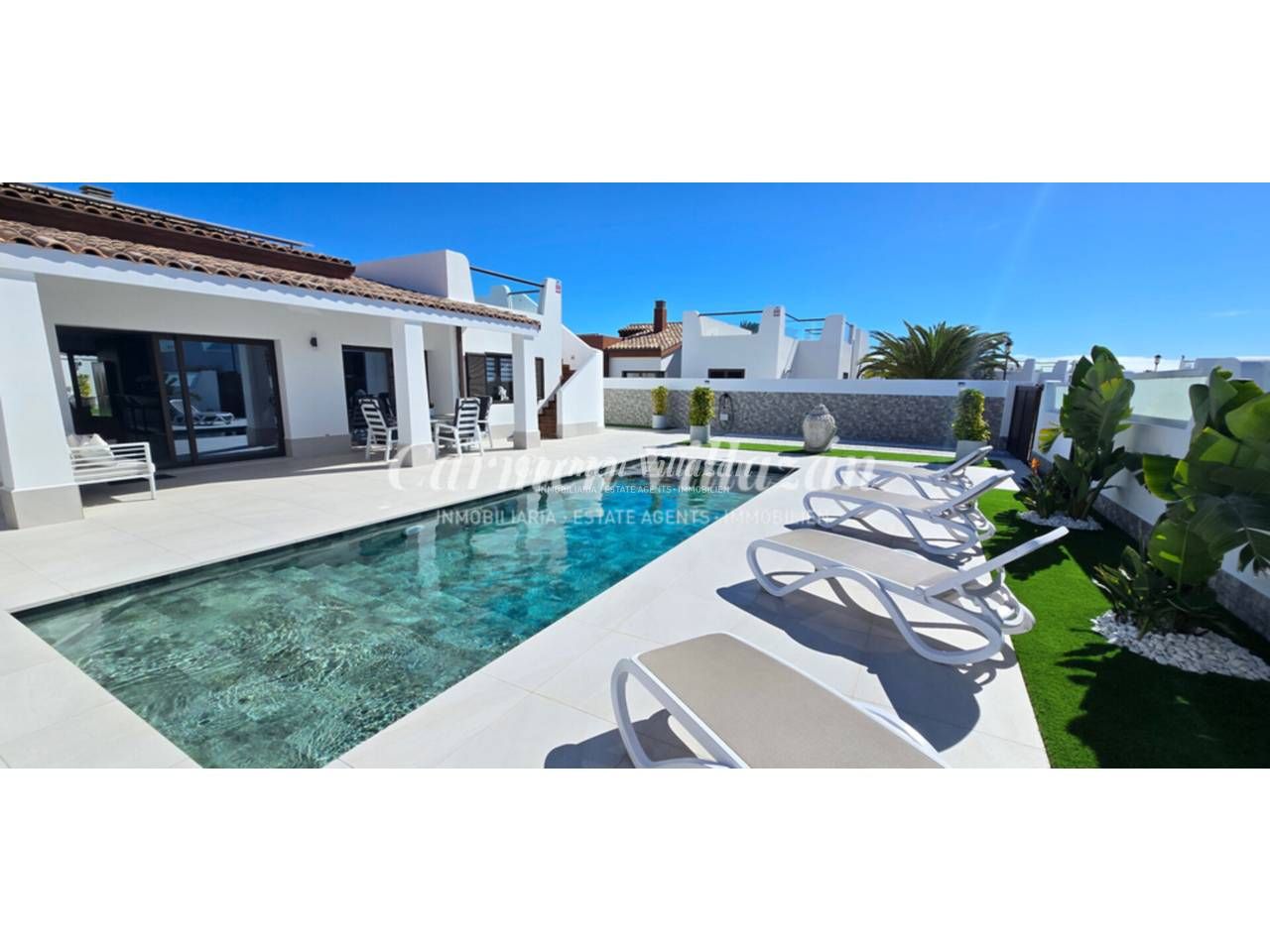 Vista exterior de Casa o xalet en venda en Antigua amb Aire condicionat, Jardí privat i Terrassa