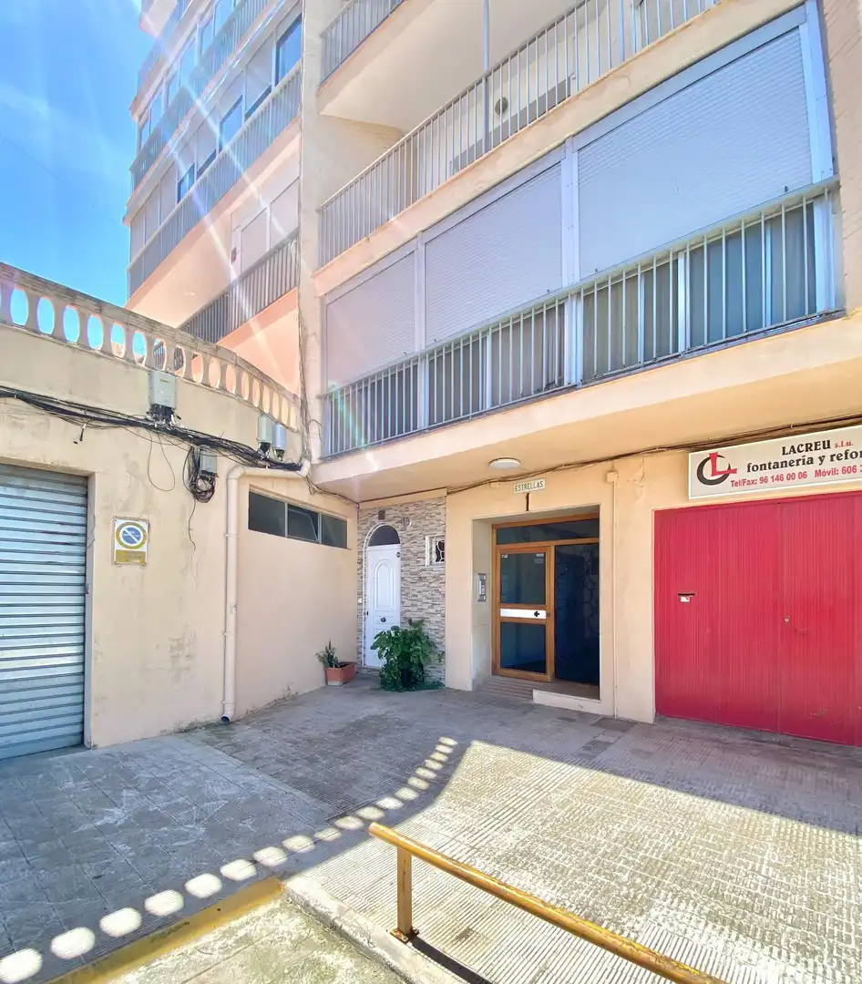 Exterior view of Flat for sale in La Pobla de Farnals  with Air Conditioner, Private garden and Balcony