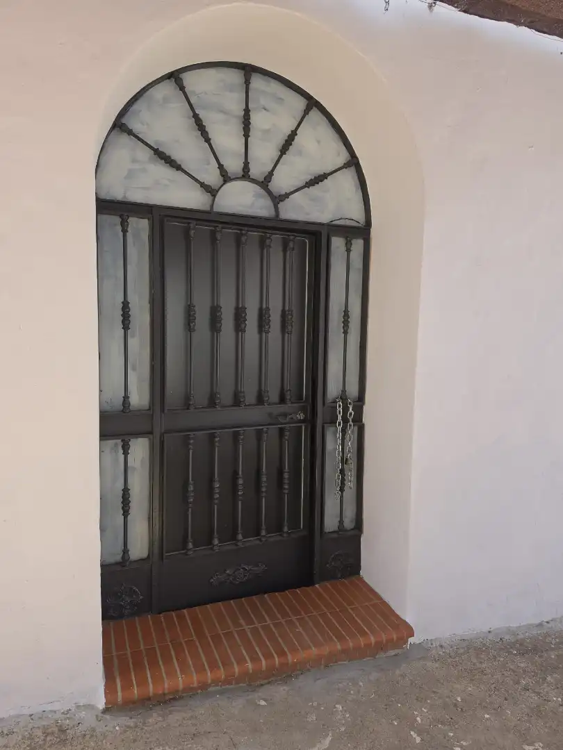 Houses for sale in Aznalcázar  with Air Conditioner, Heating and Furnished