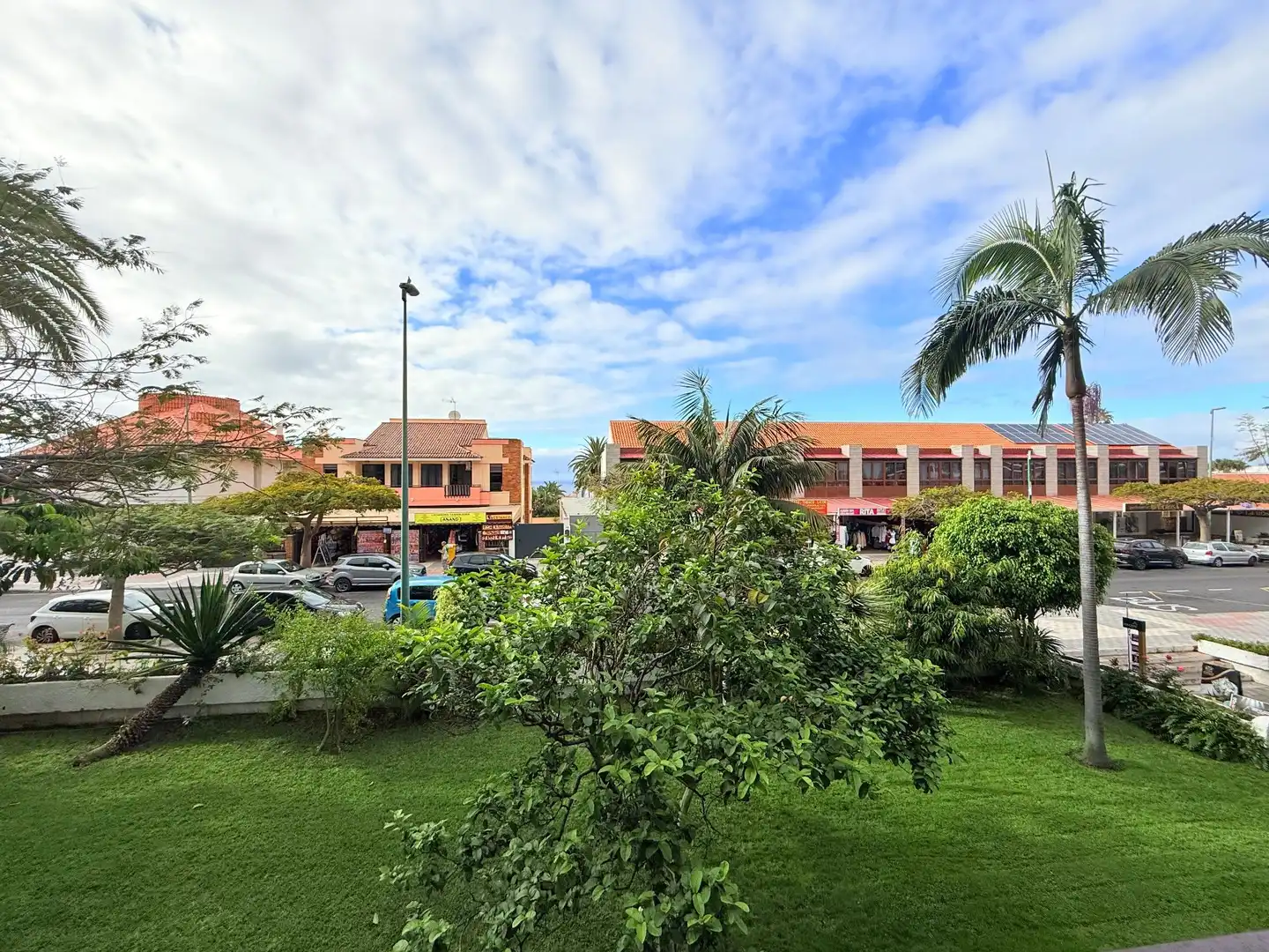 Vista exterior de Estudi en venda en Puerto de la Cruz amb Terrassa i Moblat