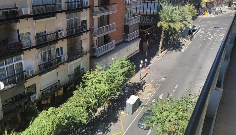 Photo 1 of Flat to rent in Avenida Rambla Méndez Núñez, Barrio del Centro, Alicante