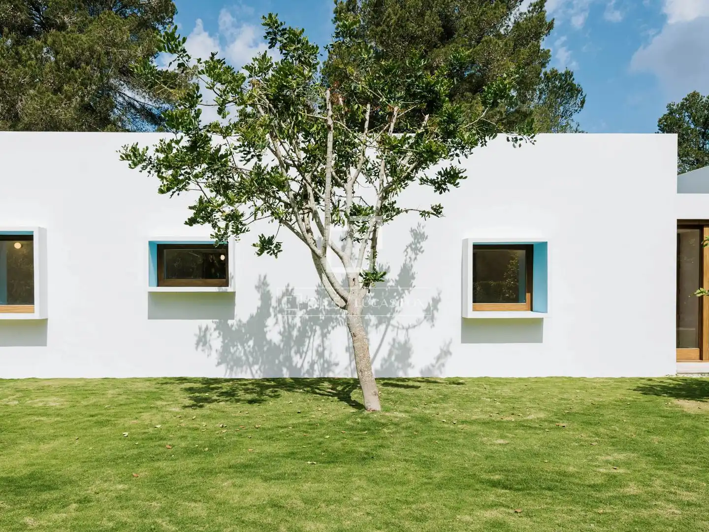 Vista exterior de Casa o chalet en venta en Santa Eulària des Riu con Aire acondicionado, Calefacción y Jardín privado