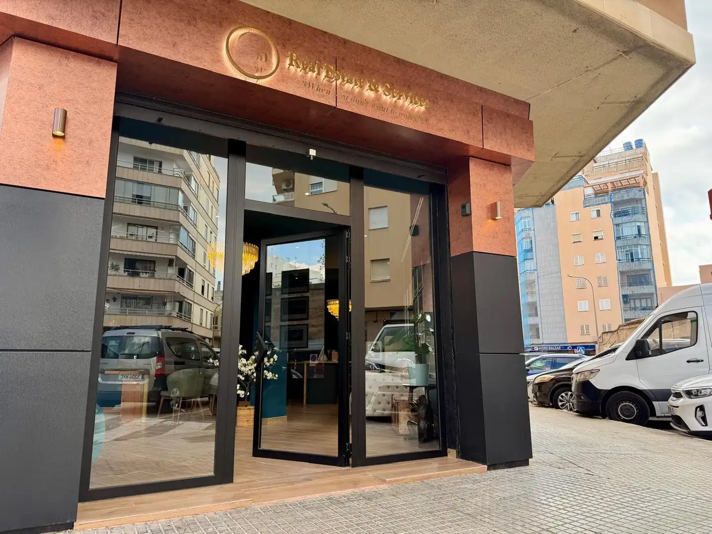 Commercial properties for sale in  Palma de Mallorca  with Air Conditioner