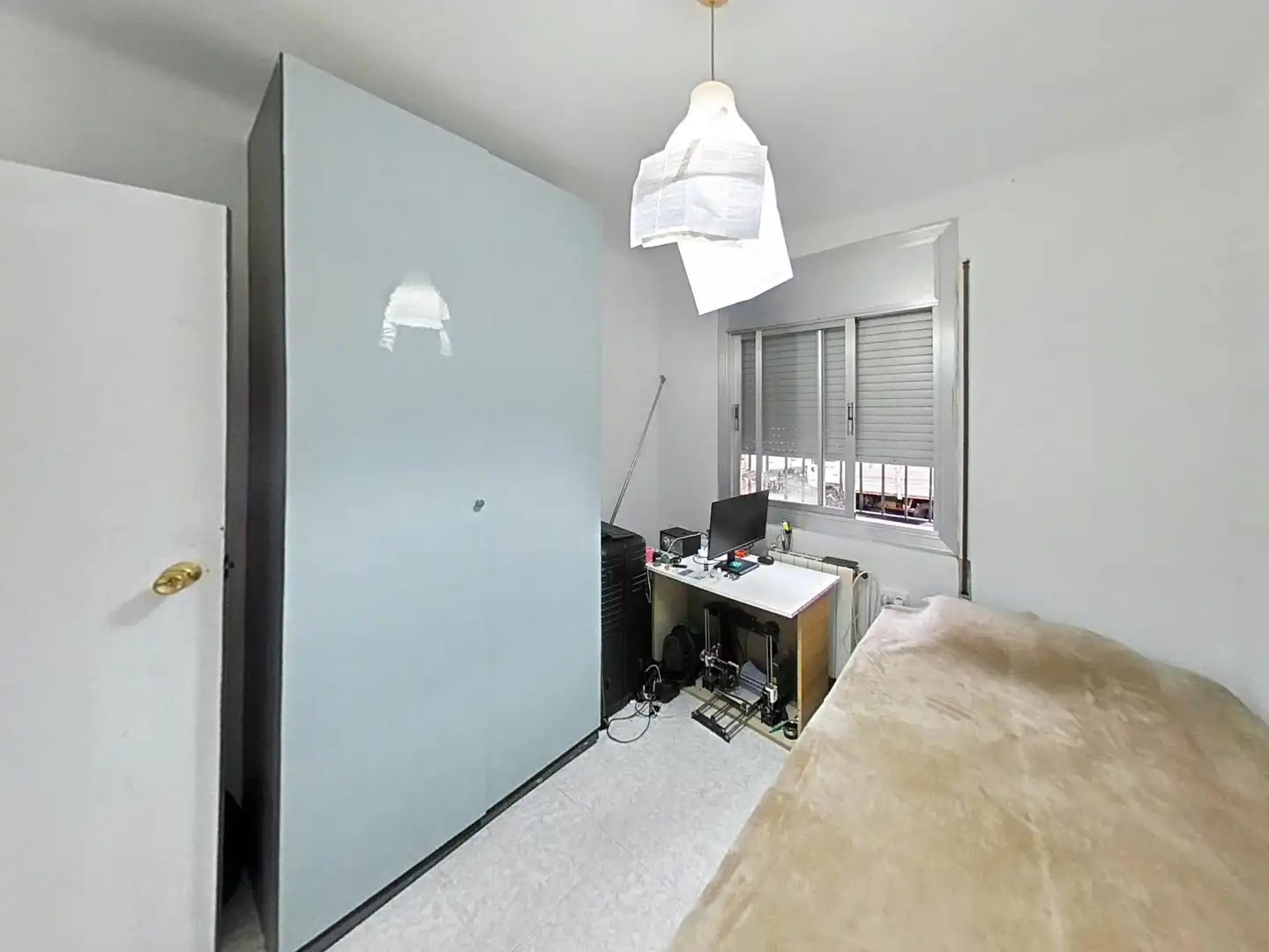 Habitación de Planta baja en venta en Sabadell con Calefacción
