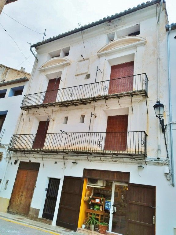 Exterior view of House or chalet for sale in Chelva  with Terrace, Storage room and Furnished