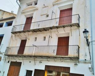 Vista exterior de Casa o xalet en venda en Chelva amb Terrassa i Balcó