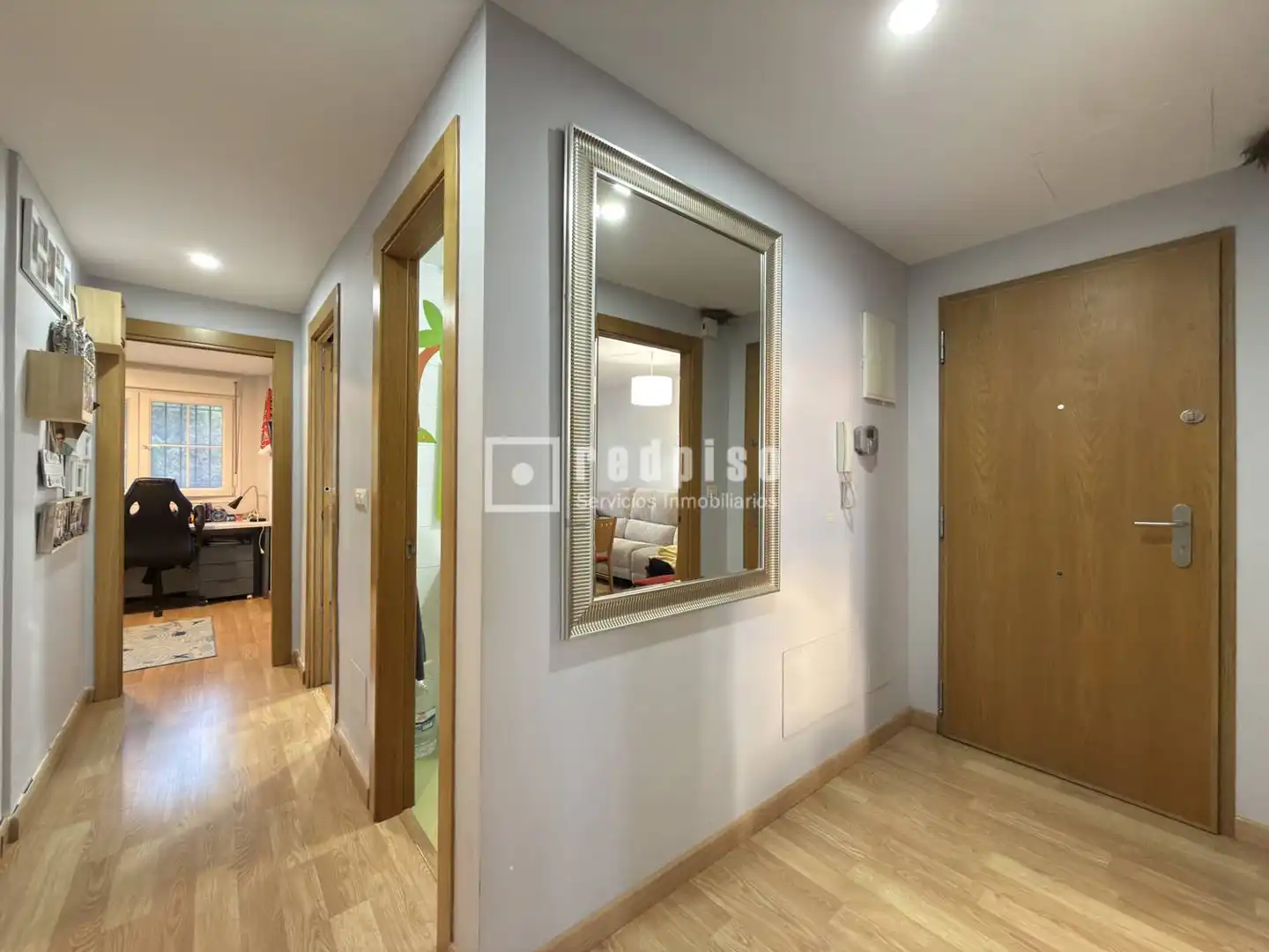 Wohnung zum Verkauf in Rincón de la Victoria mit Klimaanlage, Privatgarten und Terrasse