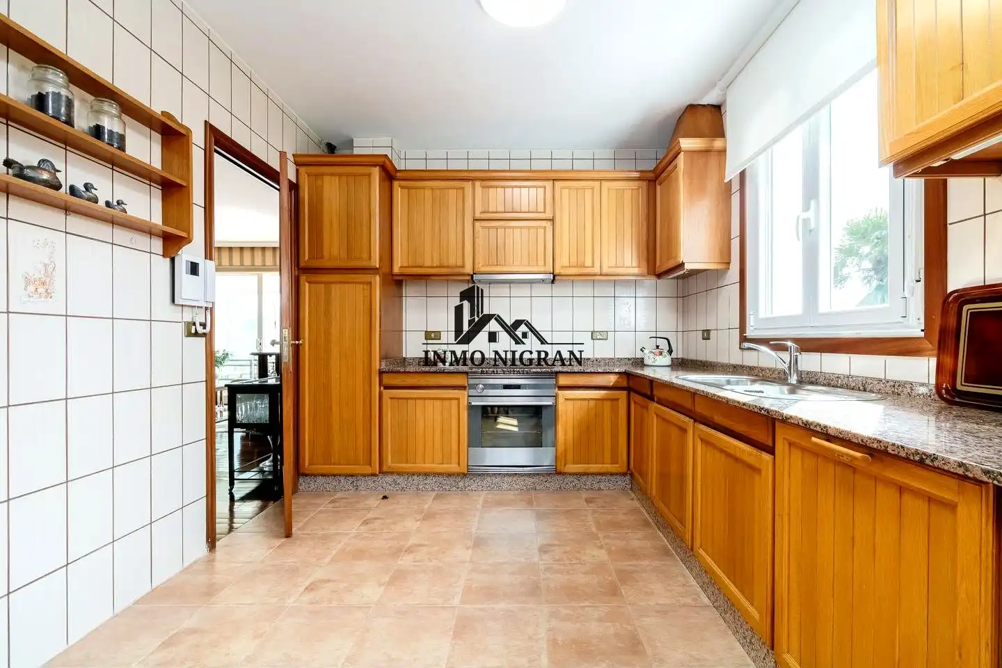 Kitchen of Houses for sale in Vigo   with Private garden, Terrace and Storage room