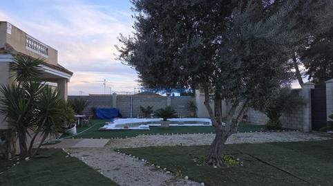 Foto 5 de Casa o xalet de lloguer a Entrenúcleos, Dos Hermanas