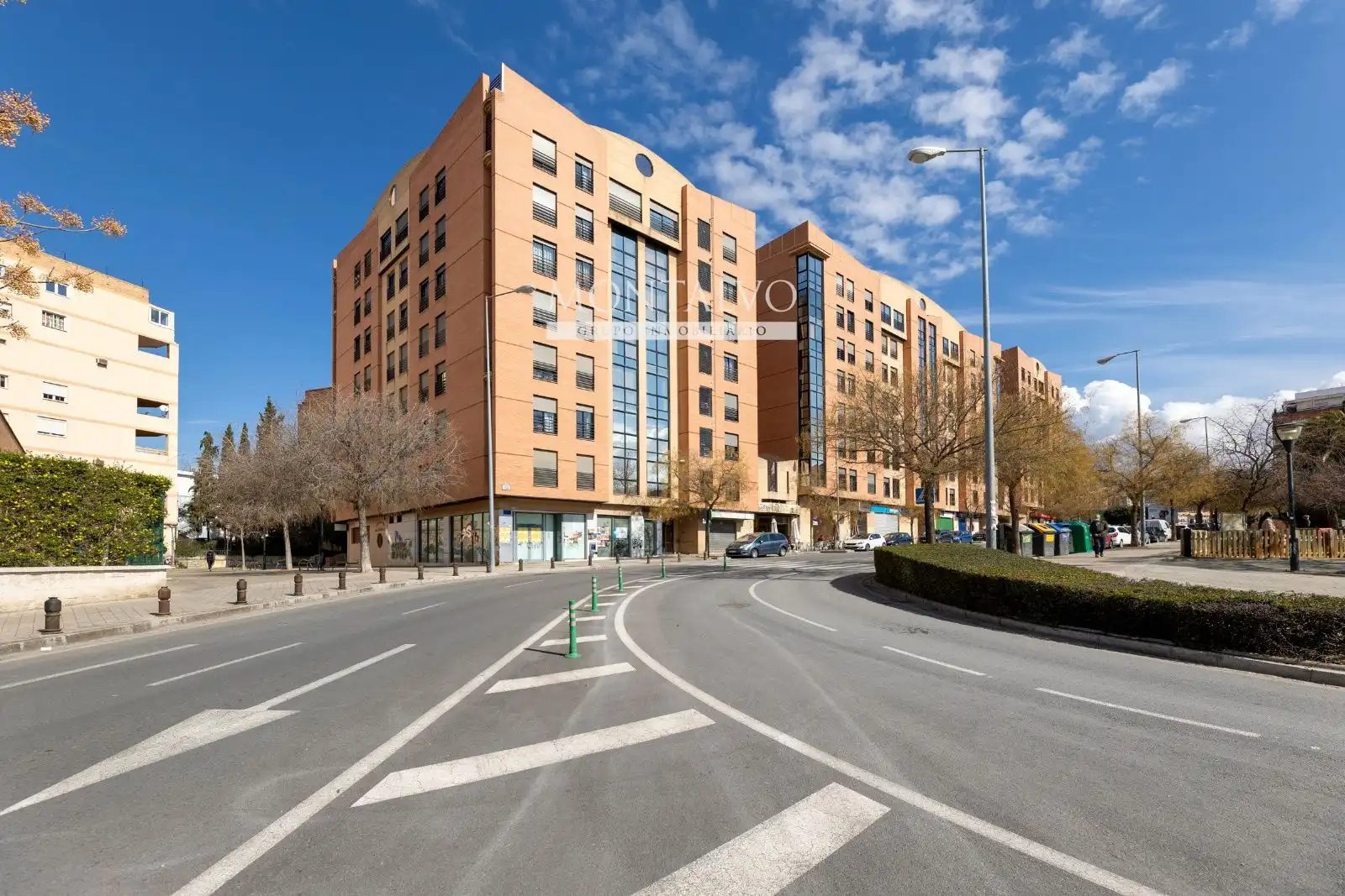 Exterior view of Flat for rent in Granada  with Heating, Terrace and Furnished