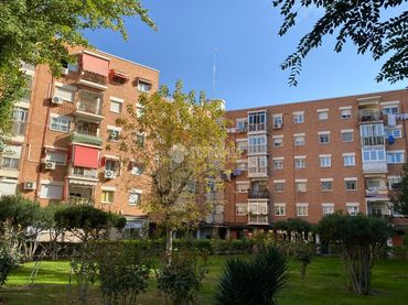Pis amb ascensor en venda a Veredillas