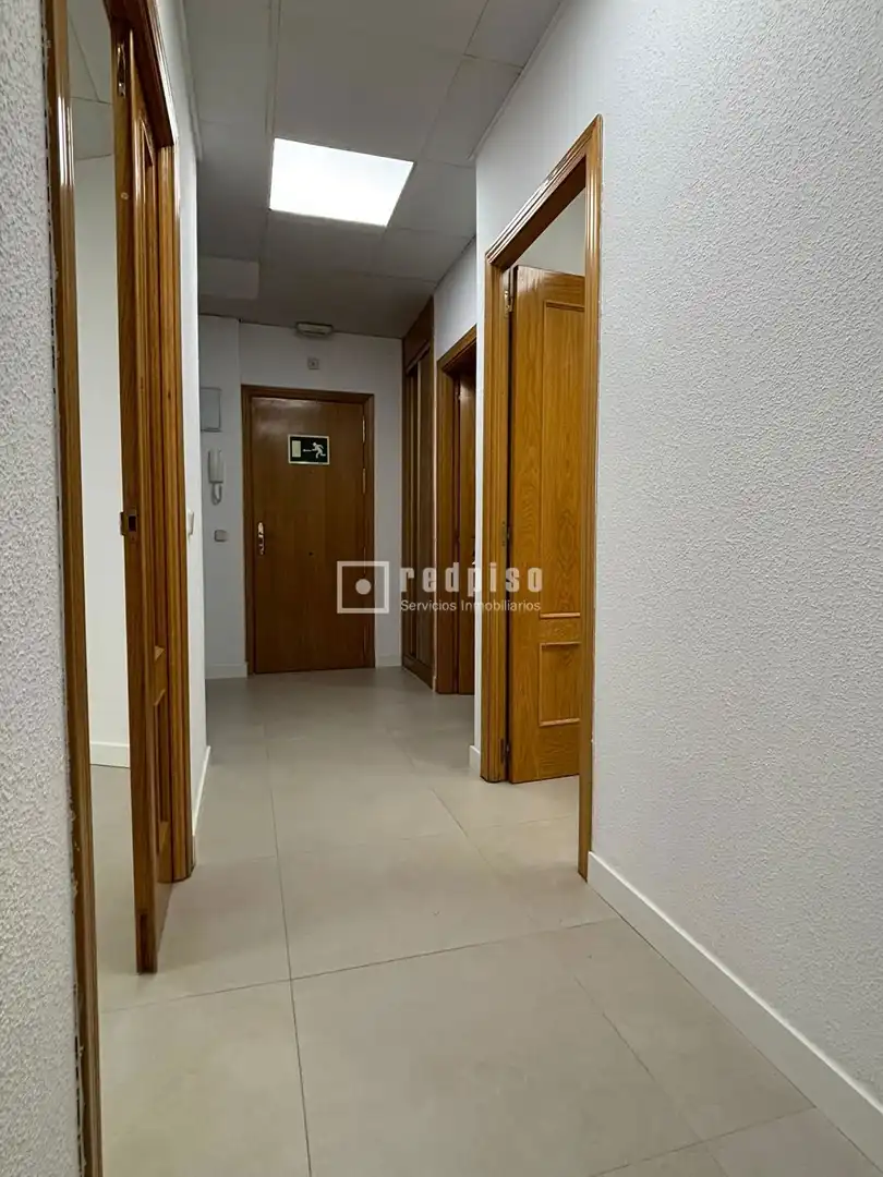 Office for sale in Pinto