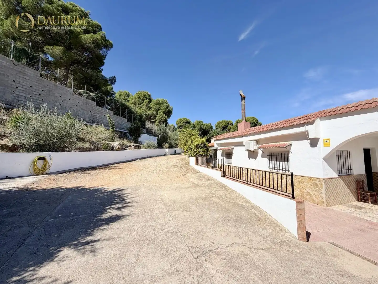 Exterior view of Houses for sale in Carlet, Valencia