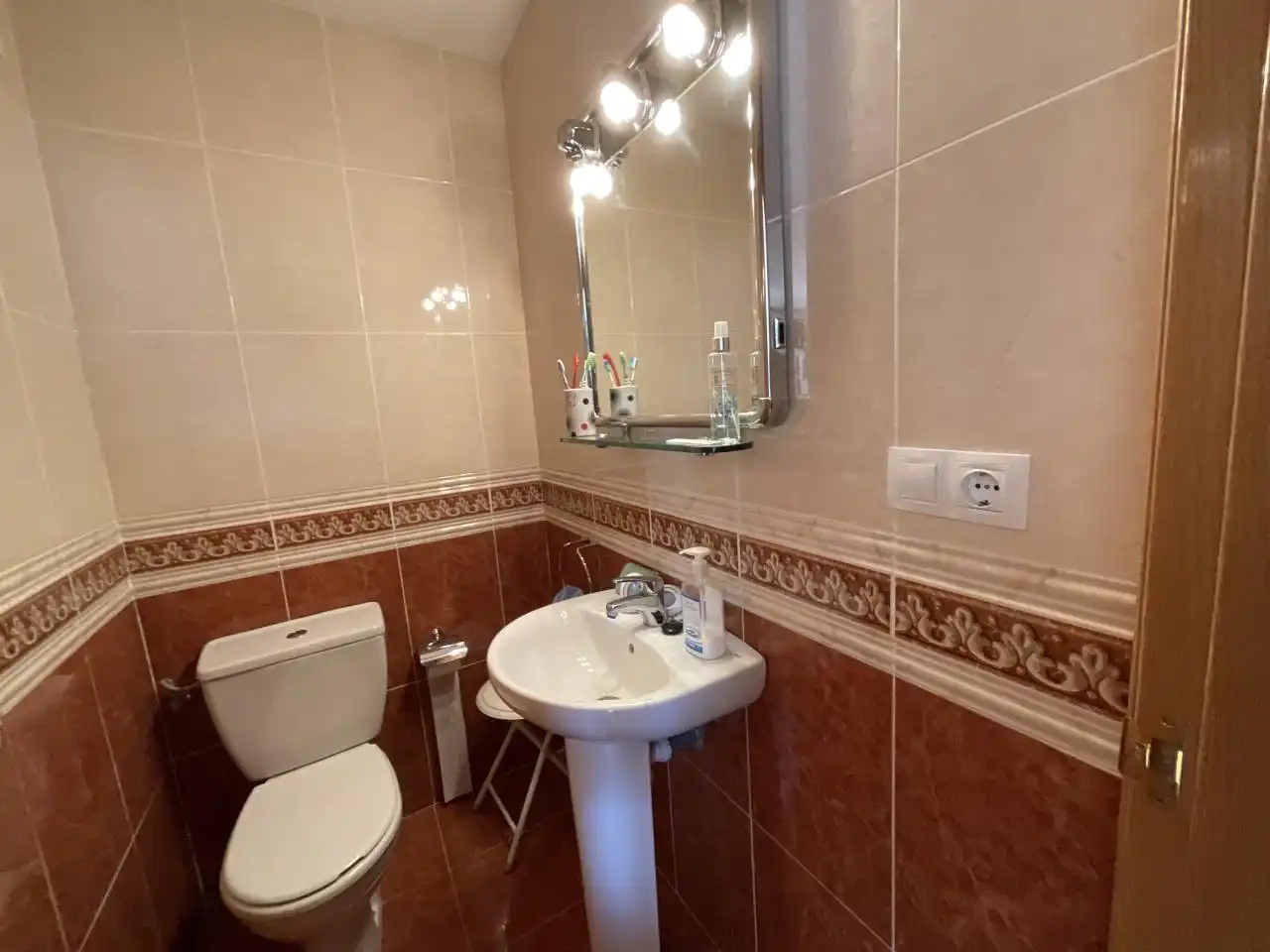 Bathroom of Apartments for sale in Santo Domingo de la Calzada  with Heating, Parquet flooring and Storage room