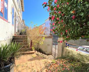 Vista exterior de Casa o xalet en venda en Santiago de Compostela  amb Terrassa