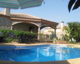 Piscina de Casa o xalet en venda en Chiclana de la Frontera amb Aire condicionat i Piscina