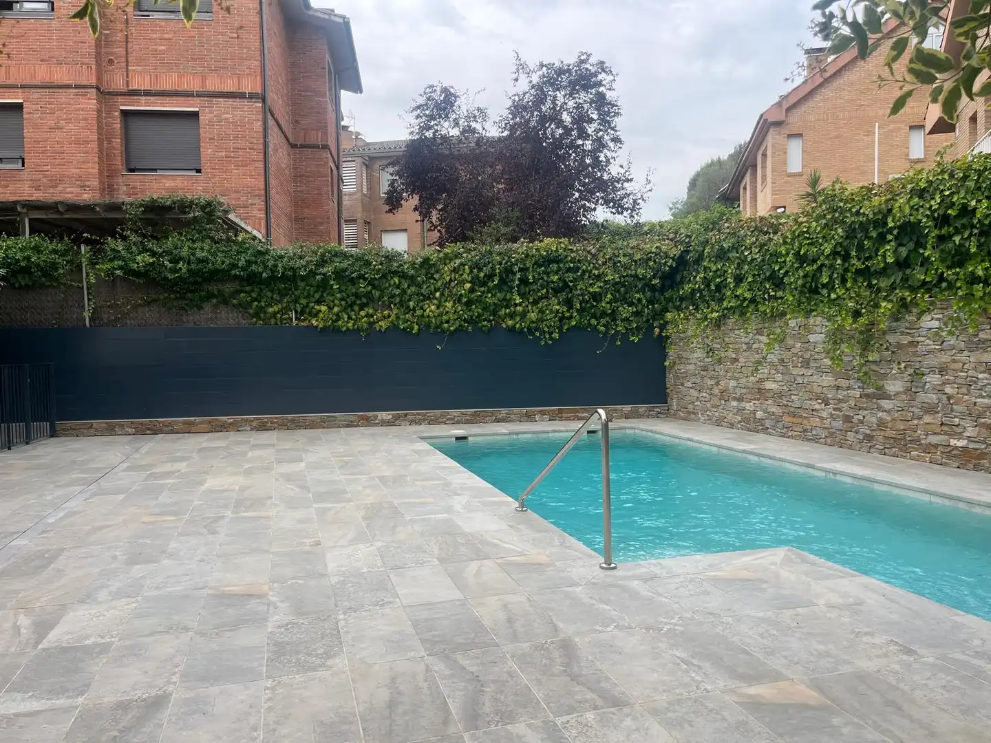 Piscina de Pis de lloguer en Sant Cugat del Vallès amb Terrassa, Moblat i Forn