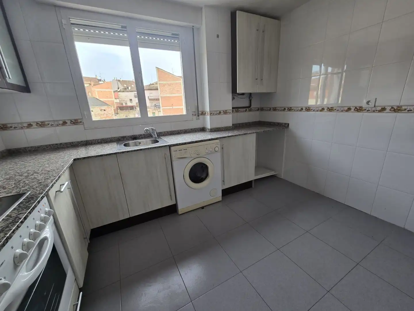 Cocina de Dúplex en venta en Villamediana de Iregua con Calefacción y Amueblado