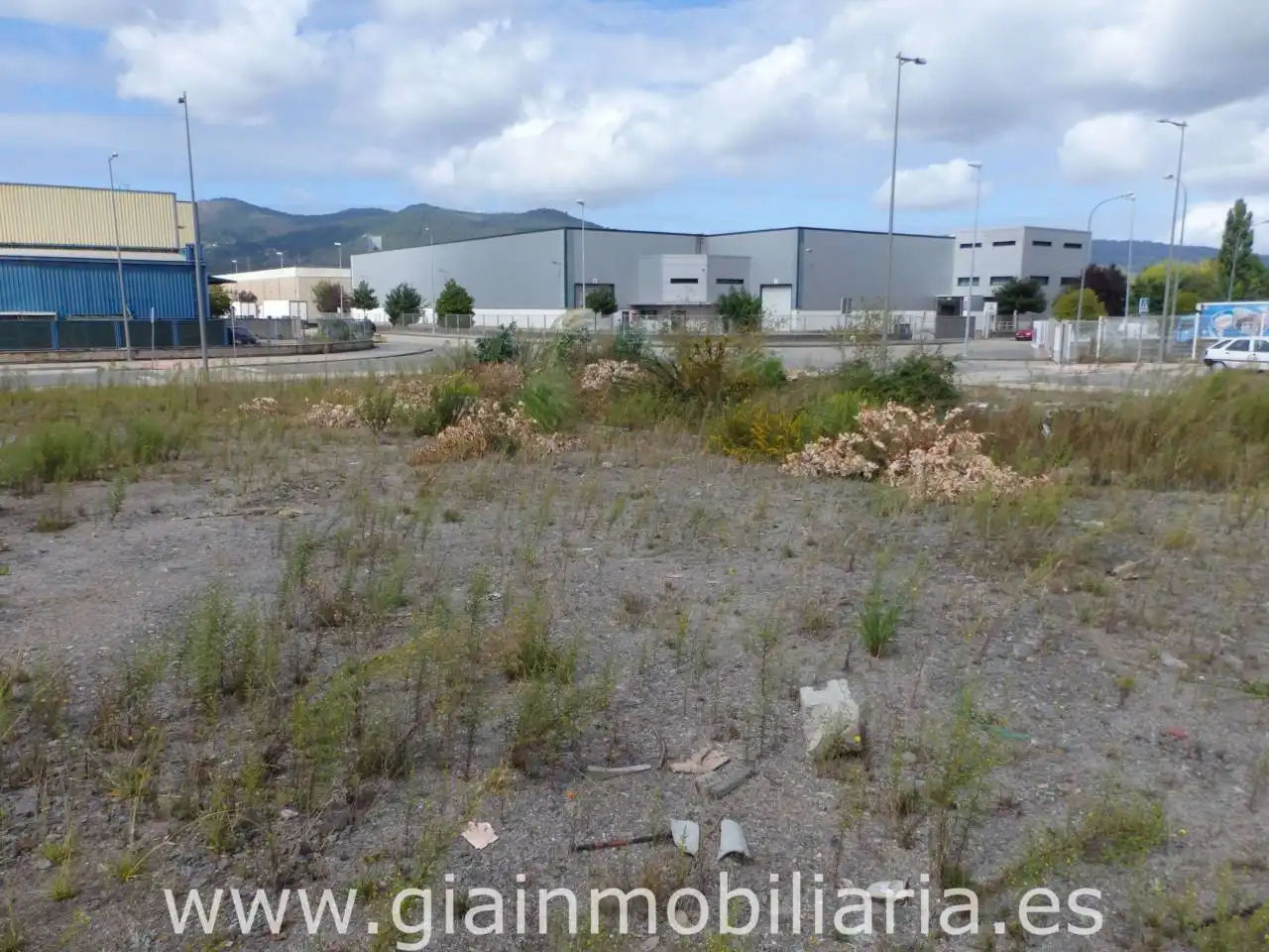 Terreny industrial en venda a Calle Rúa Tambo 1