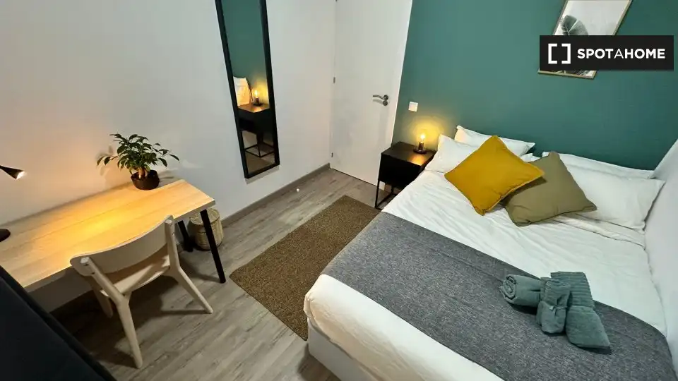 Habitació a Embajadores - Lavapiés