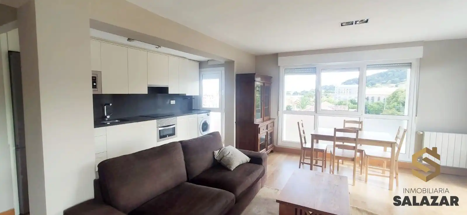 Wohnzimmer von Wohnung zur Miete in Urduliz mit Heizung und Möbliert