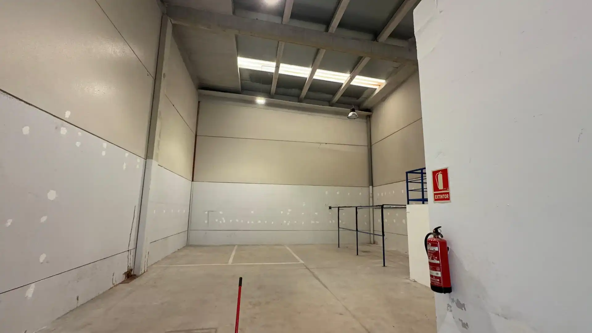 Industrial building for sale in La Paz