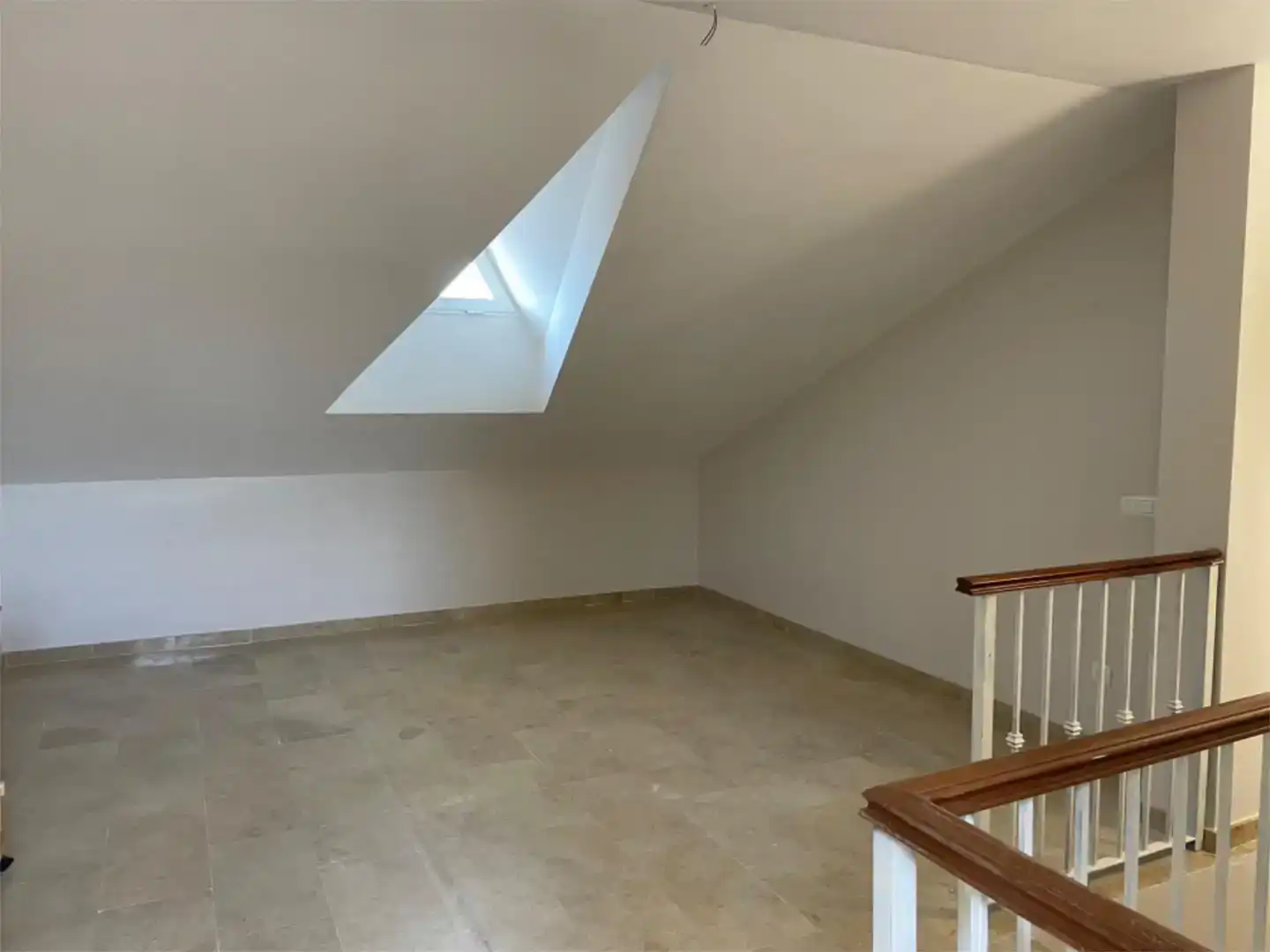 Casa adosada en venda en Estepona amb Aire condicionat, Piscina i Balcó